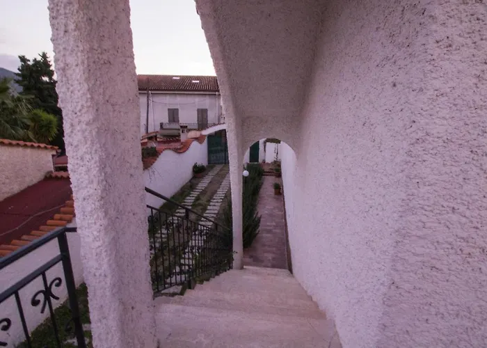 Casa Sui Tetti ベッド・アンド・ブレックファスト オツィエーリ