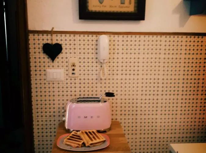 Casa Sui Tetti * オツィエーリ