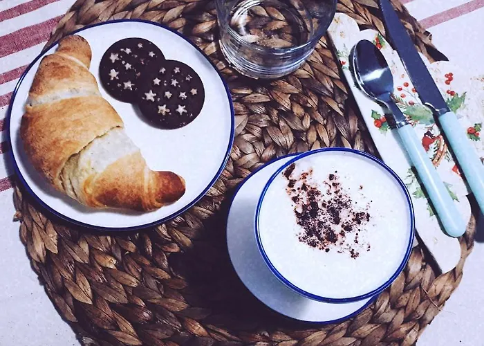 Casa Sui Tetti ベッド・アンド・ブレックファスト オツィエーリ